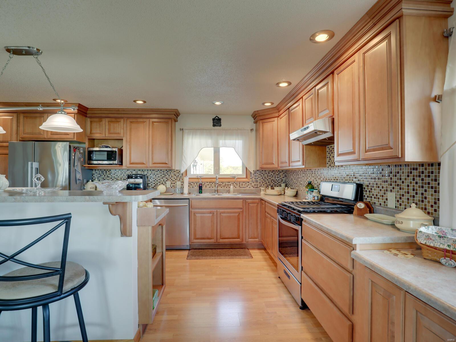 13231 New London Gravel Road Property Photo 5