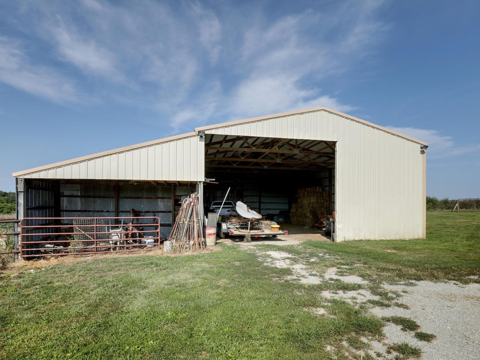 13231 New London Gravel Road Property Photo 32