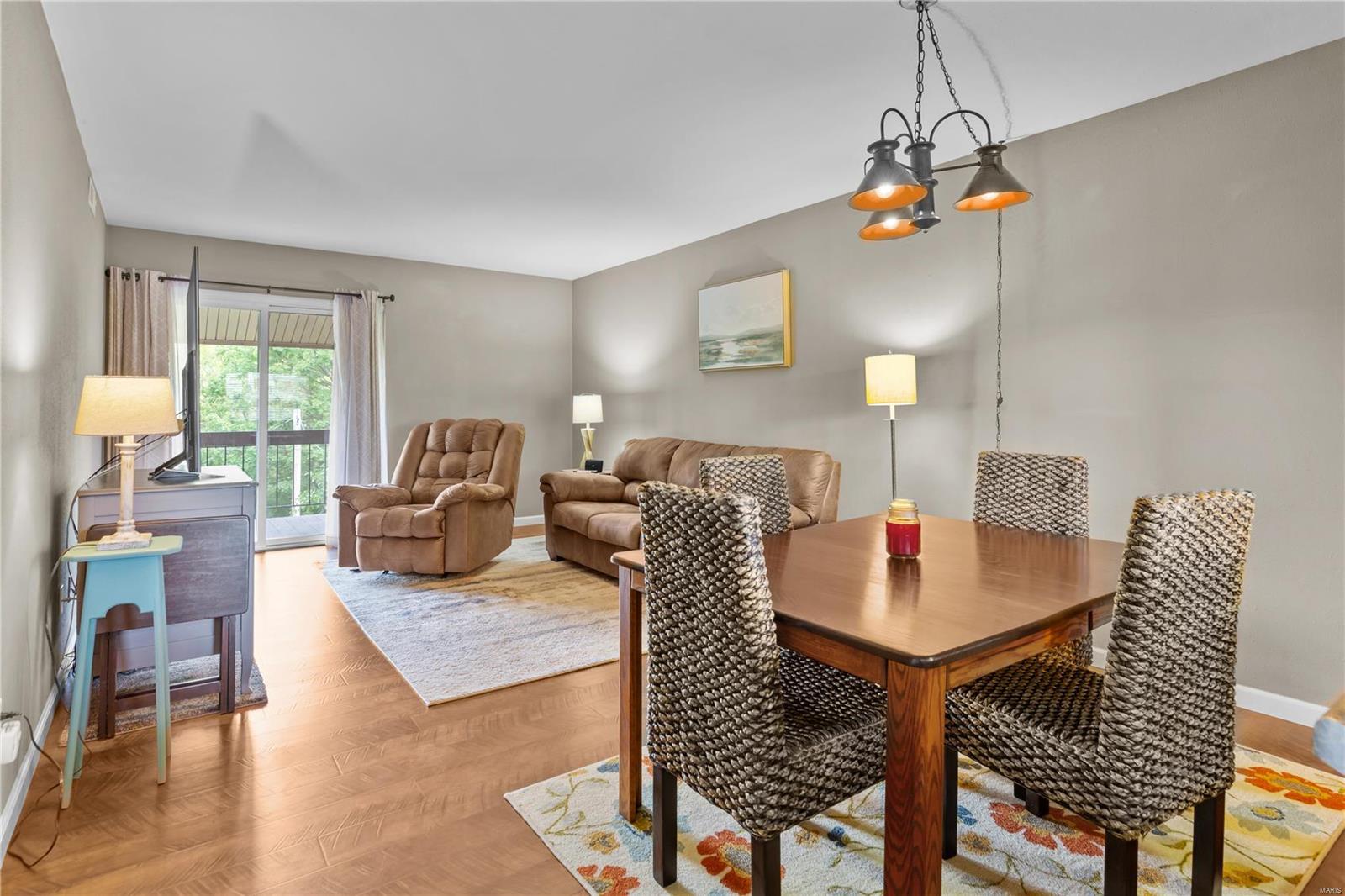 1943 Greenpoint Drive 301 Property Photo 7