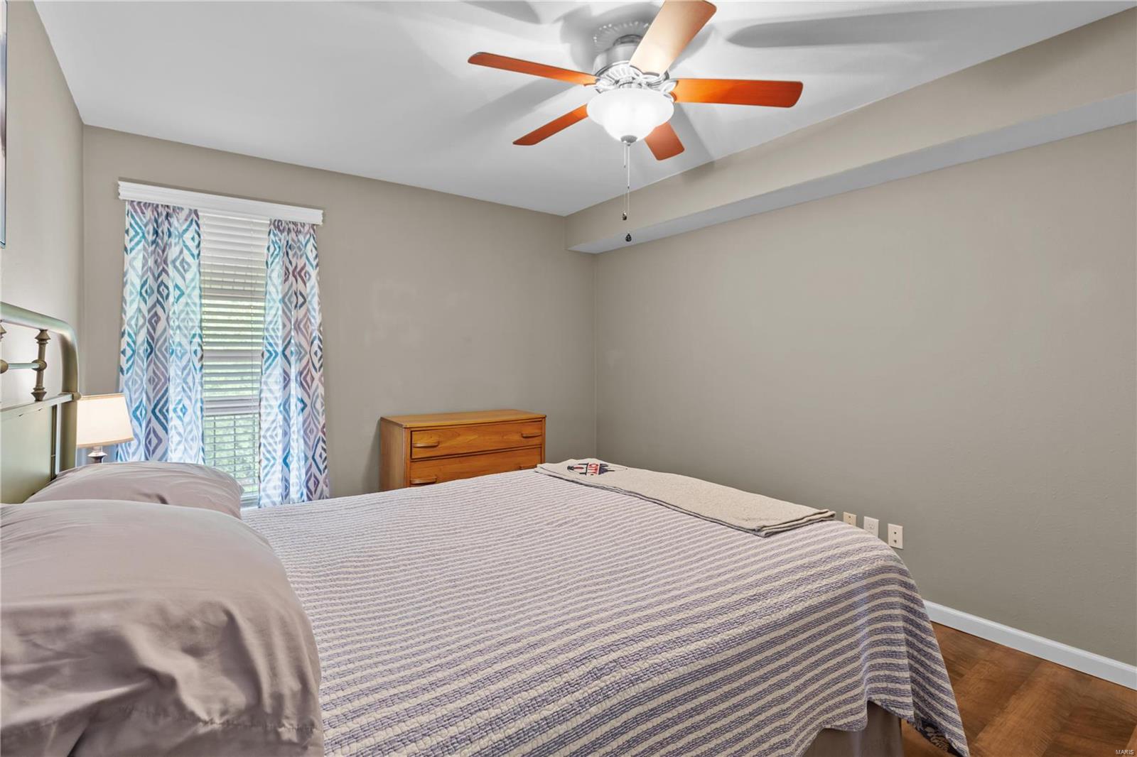 1943 Greenpoint Drive 301 Property Photo 12