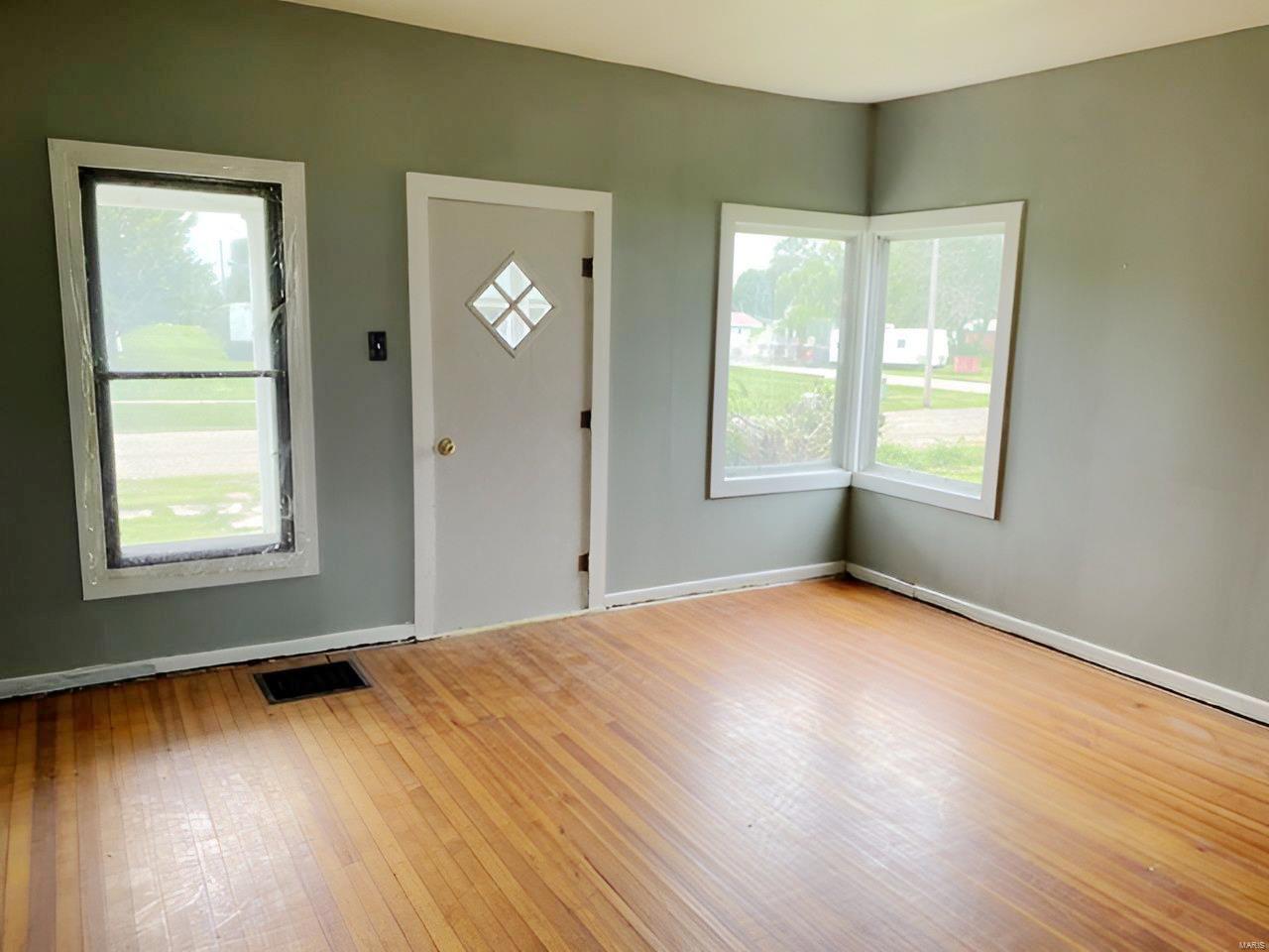 404 E Lafayette Street Property Photo 4