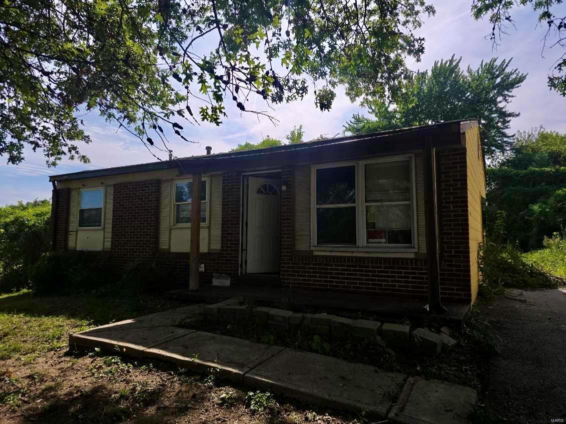 10333 Castle Drive Property Photo 1