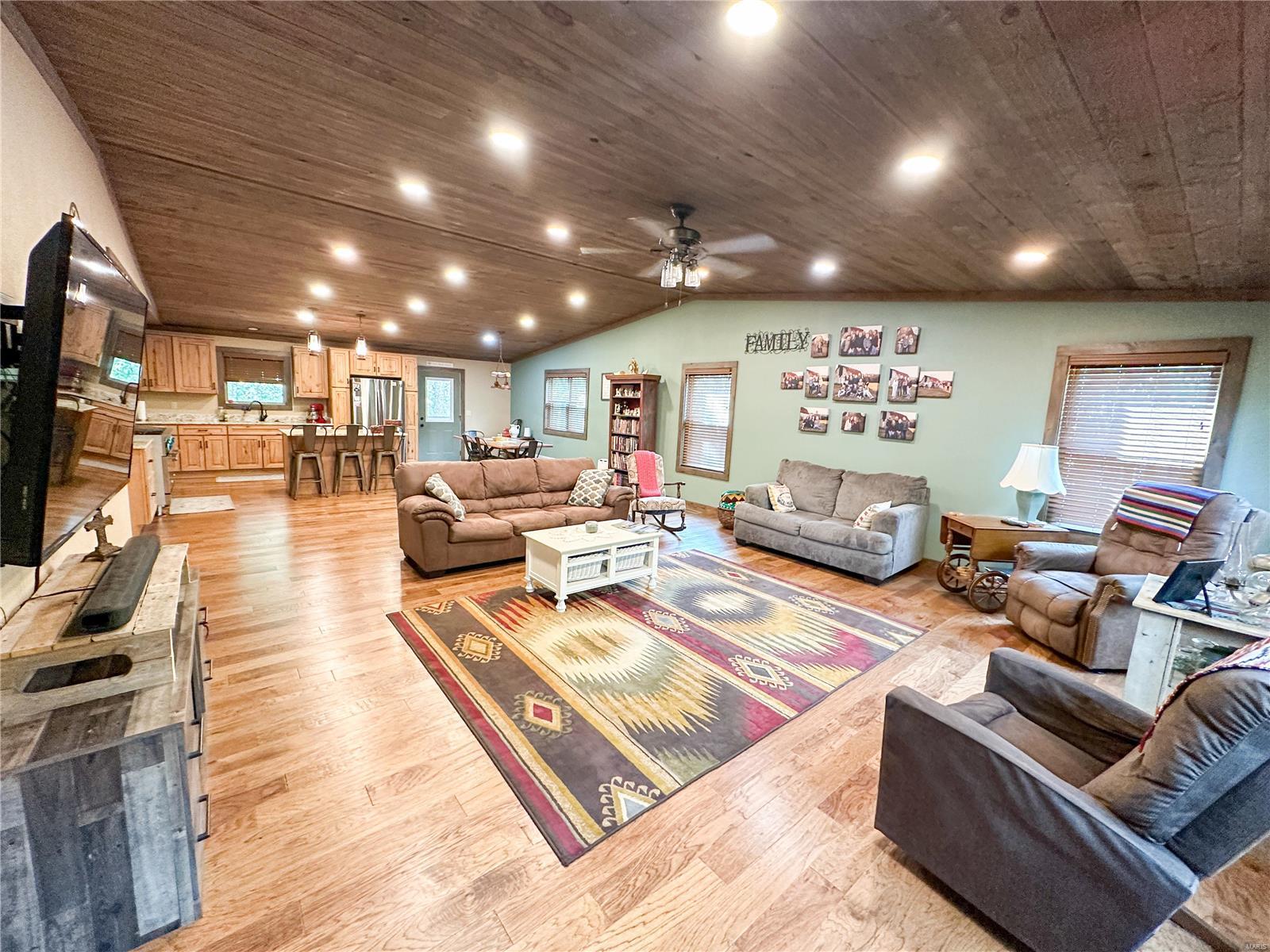 11871 S Highway 19 Property Photo 3