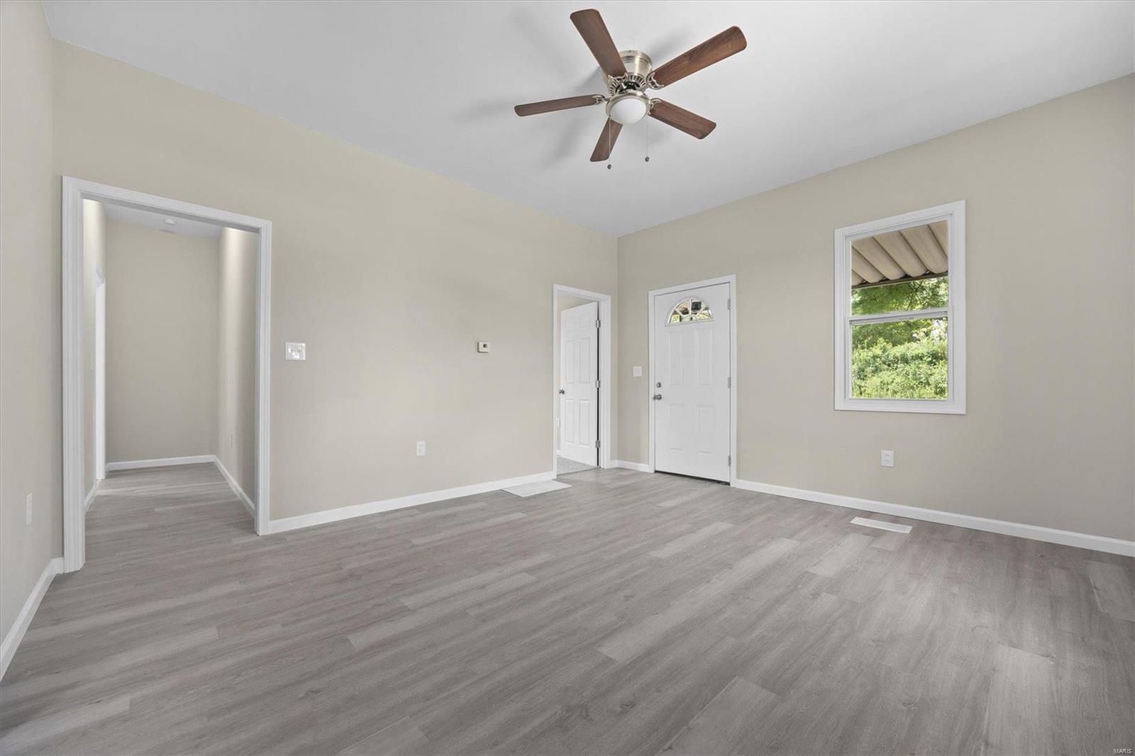 1922 Ames Road Property Photo 4