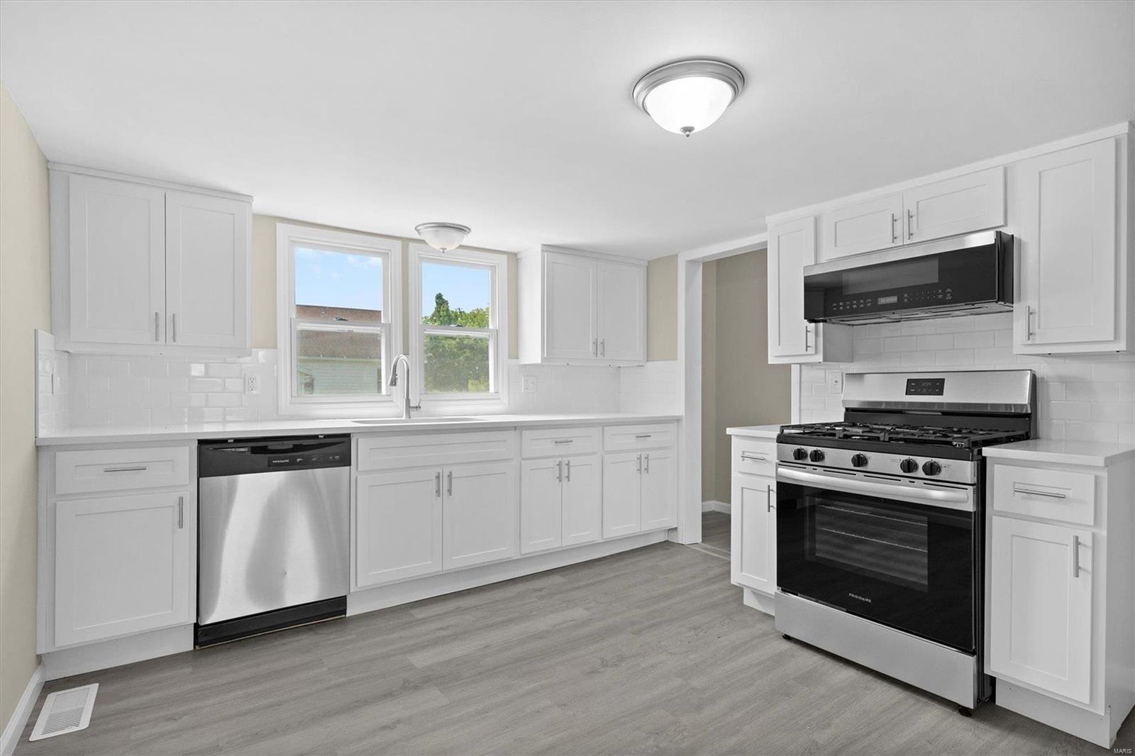 1922 Ames Road Property Photo 5