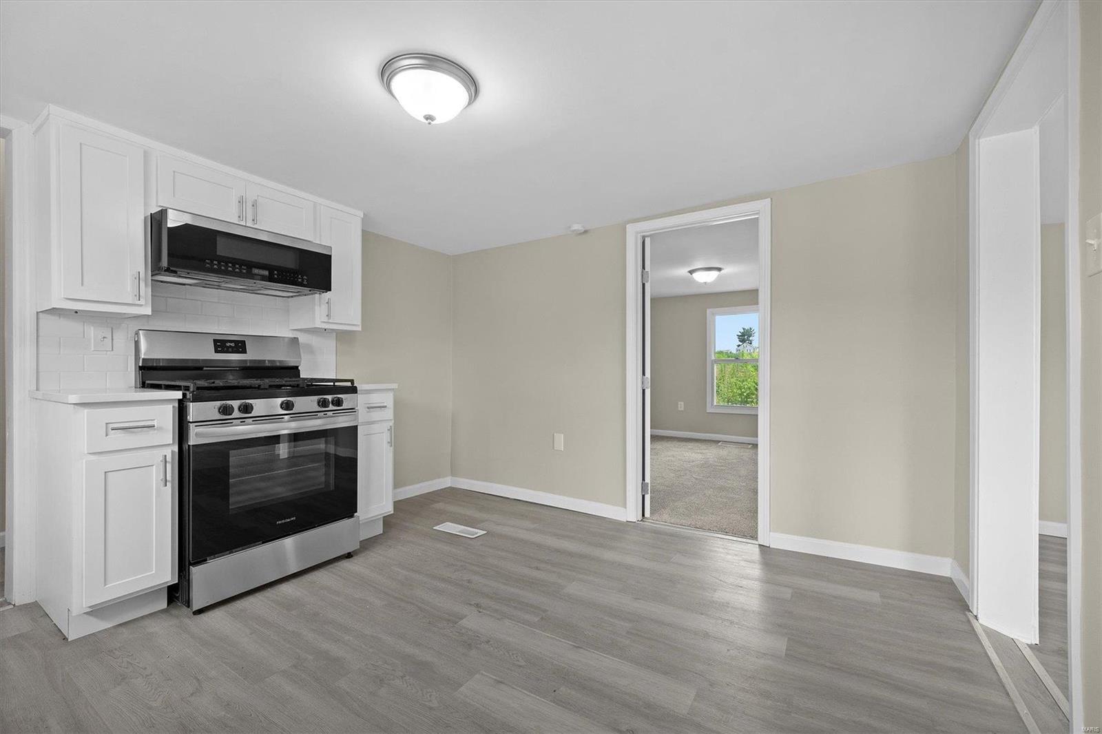 1922 Ames Road Property Photo 7