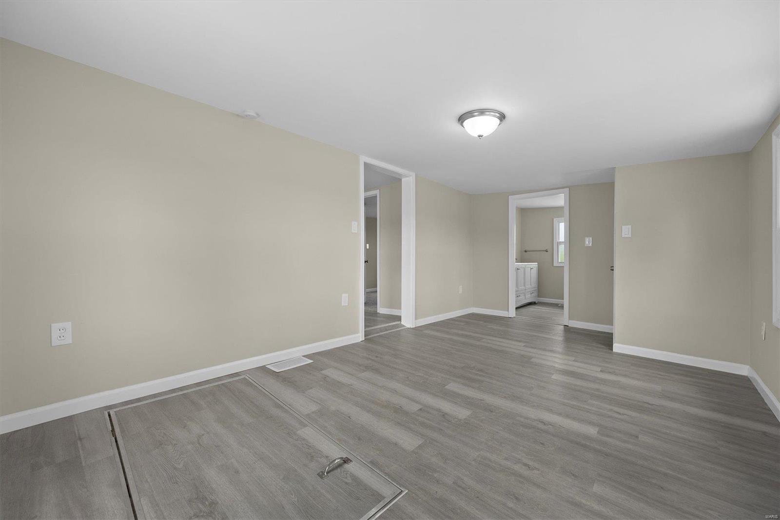 1922 Ames Road Property Photo 14