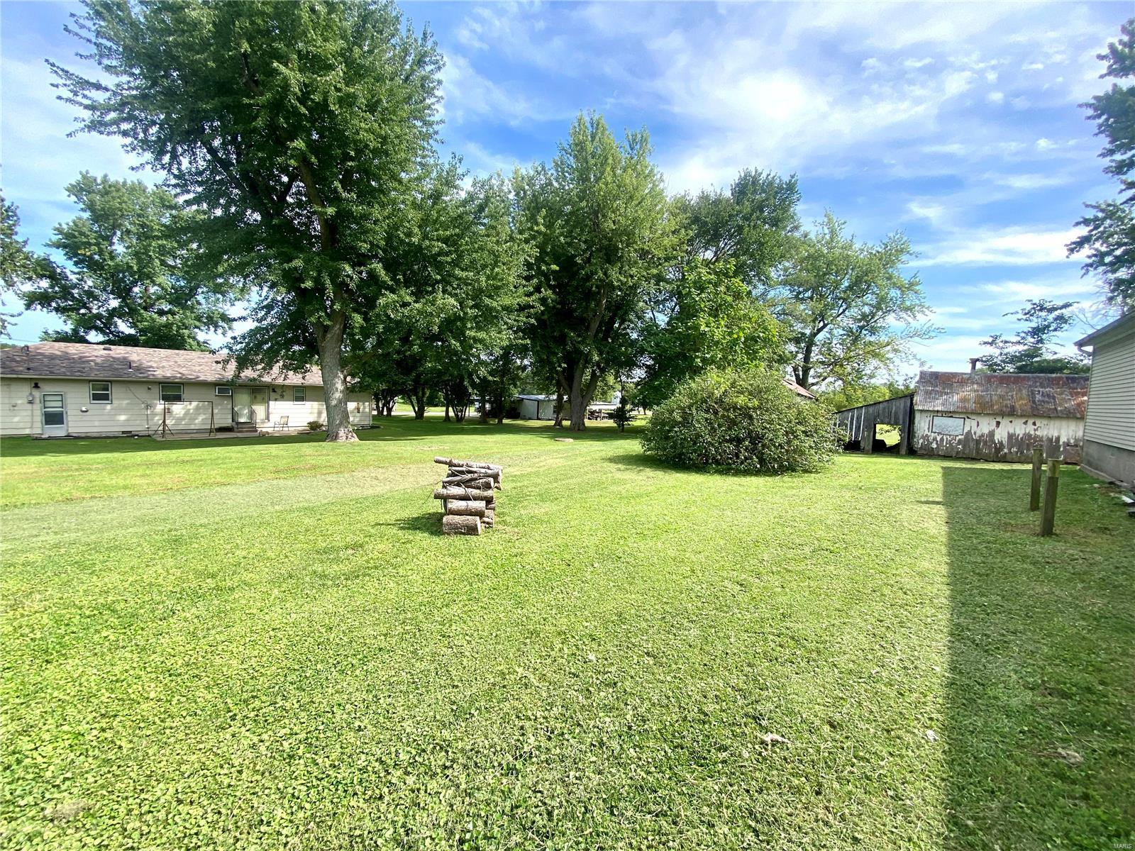 610 N Caldwell Street Property Photo 7
