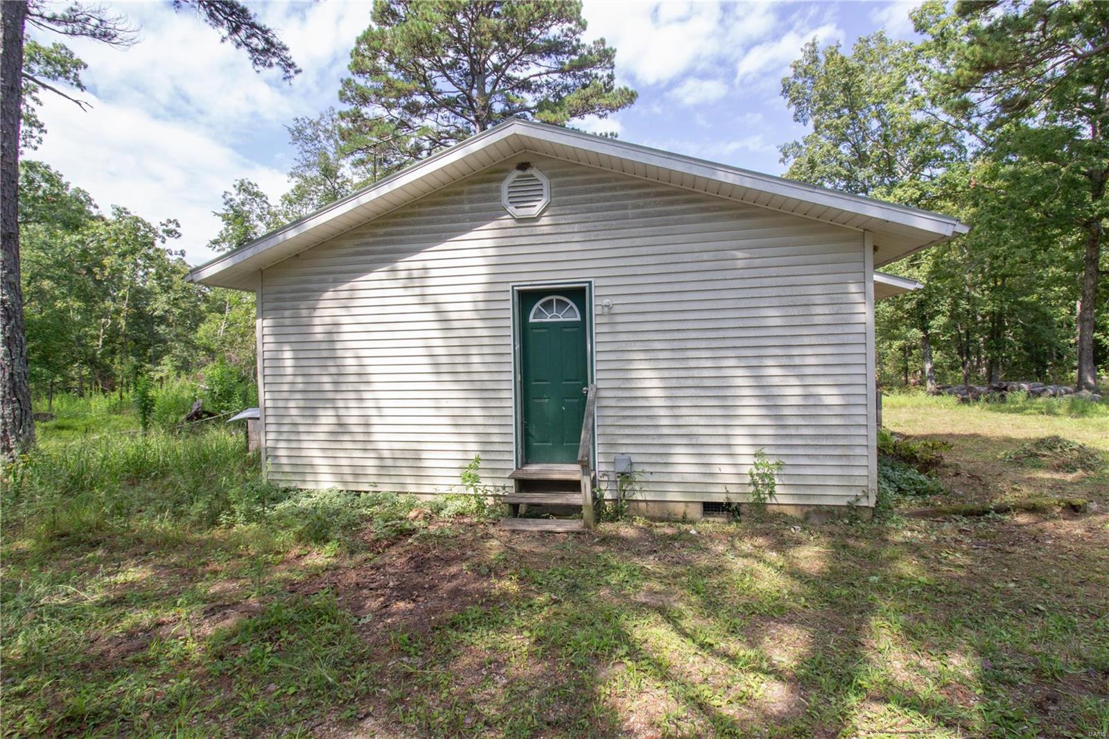 15290 Hoth Road Property Photo 5