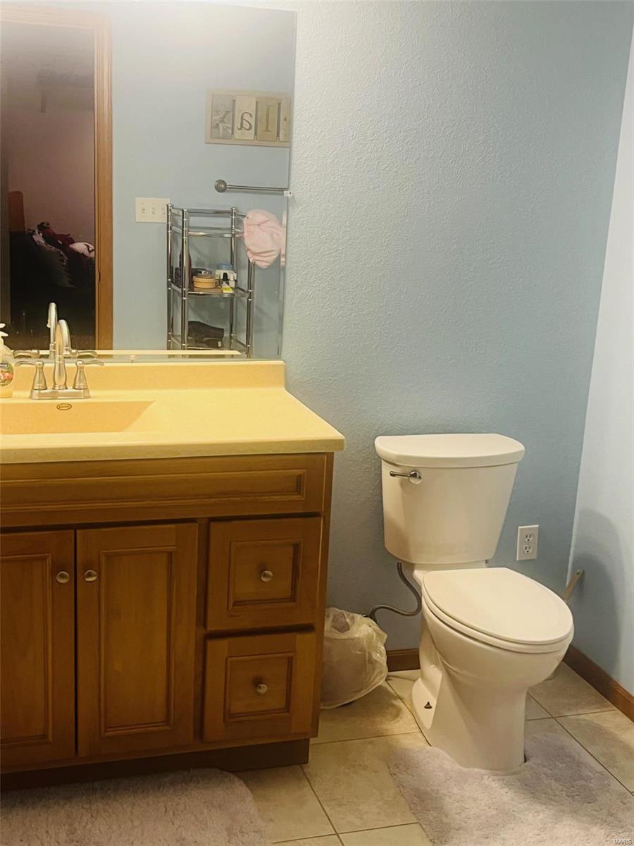 822 Hanley St Property Photo 18