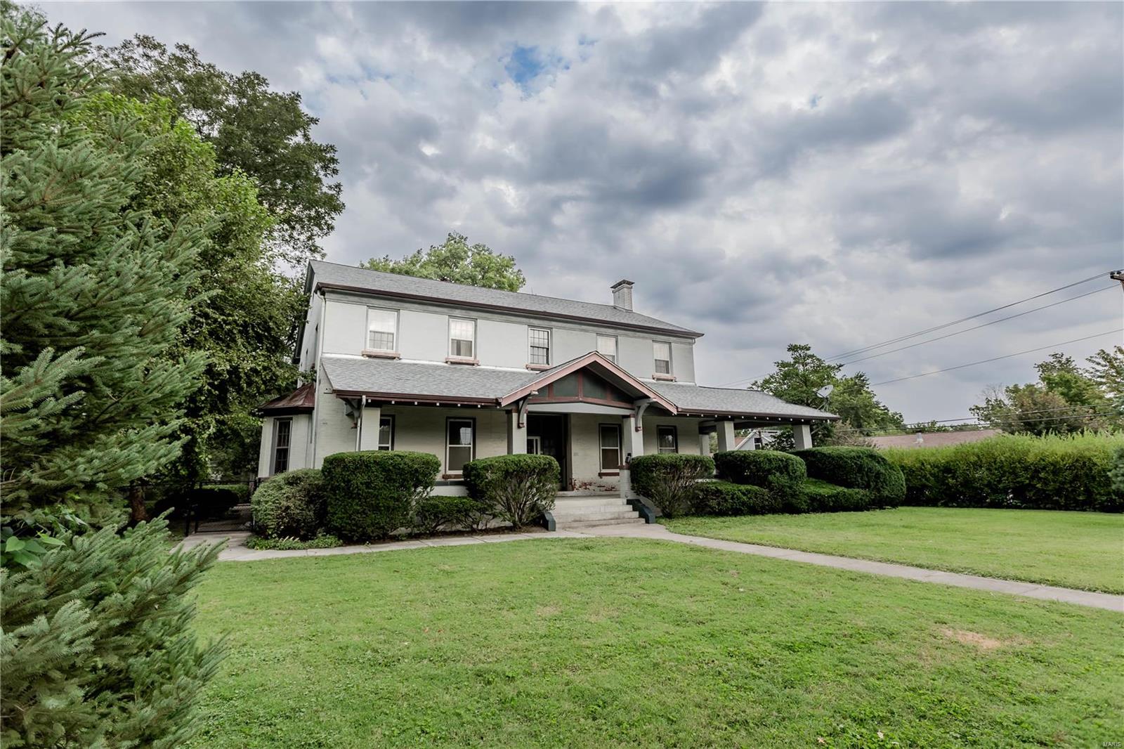 111 N Walnut Street Property Photo 3
