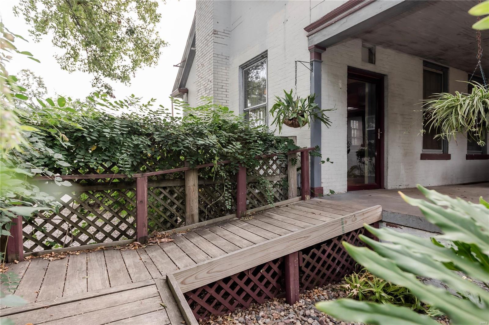 111 N Walnut Street Property Photo 12