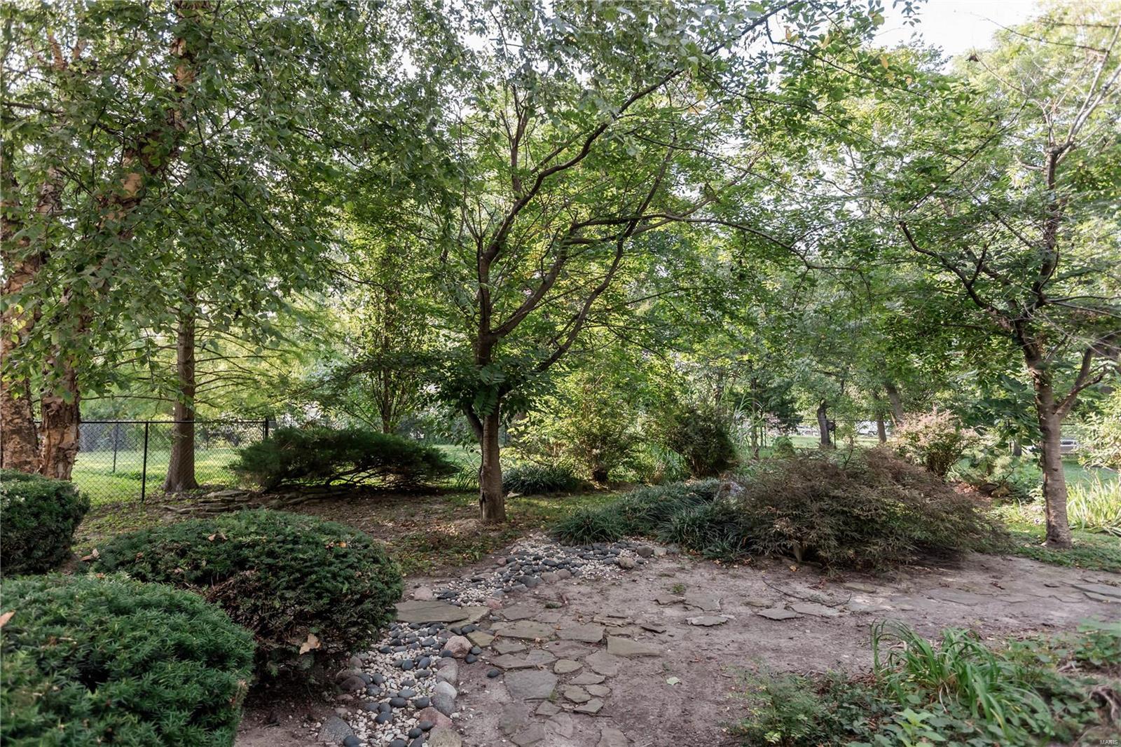 111 N Walnut Street Property Photo 23
