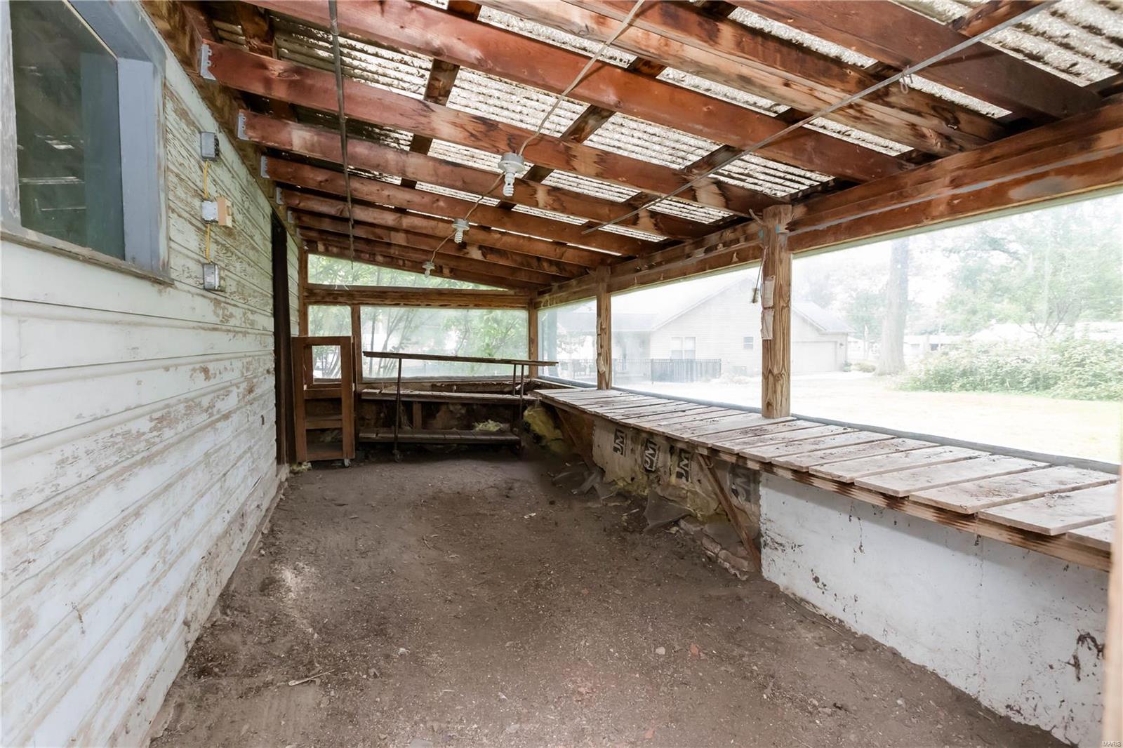 111 N Walnut Street Property Photo 29