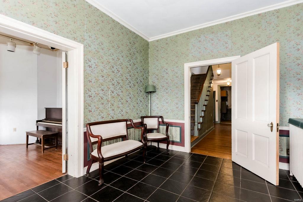 111 N Walnut Street Property Photo 32