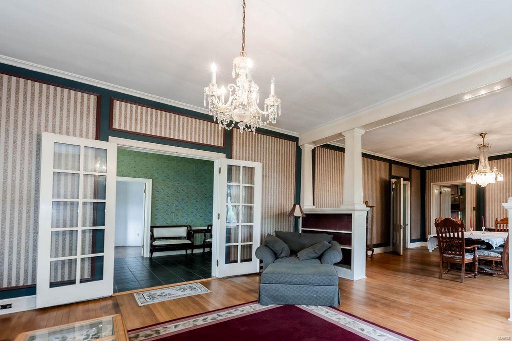 111 N Walnut Street Property Photo 40