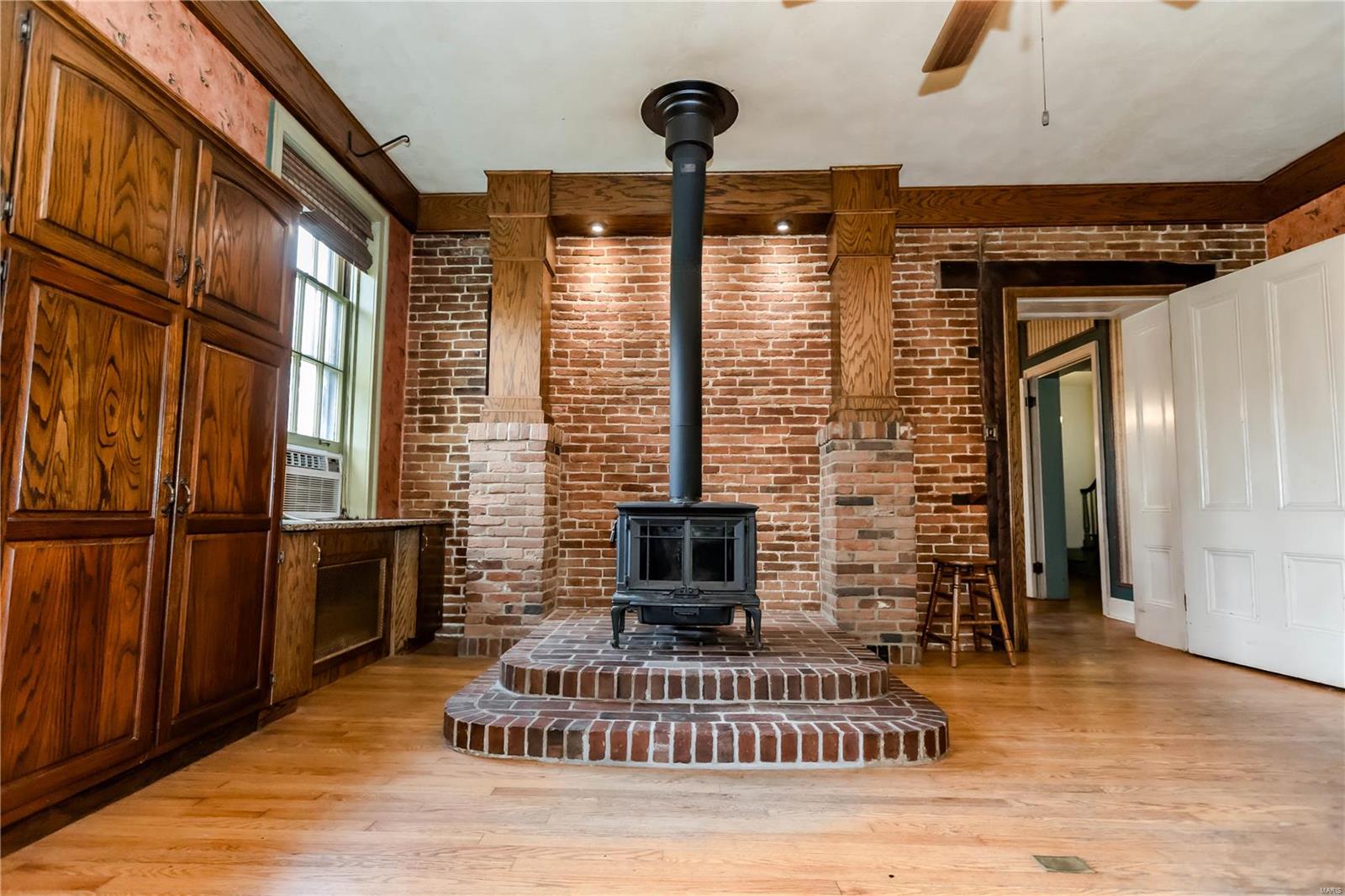 111 N Walnut Street Property Photo 47