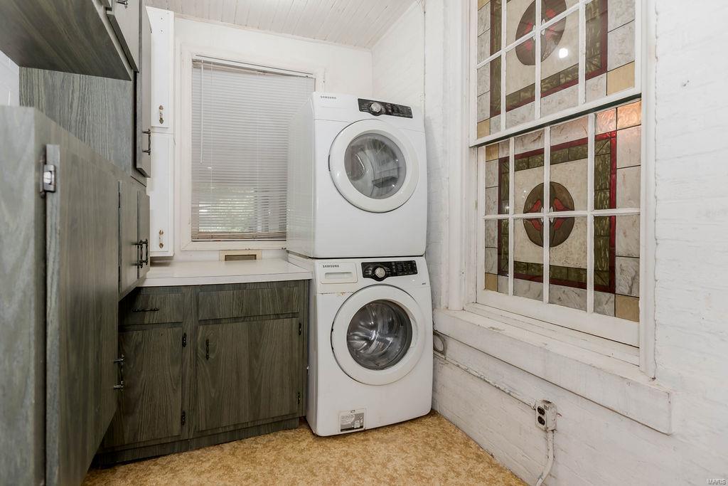 111 N Walnut Street Property Photo 54