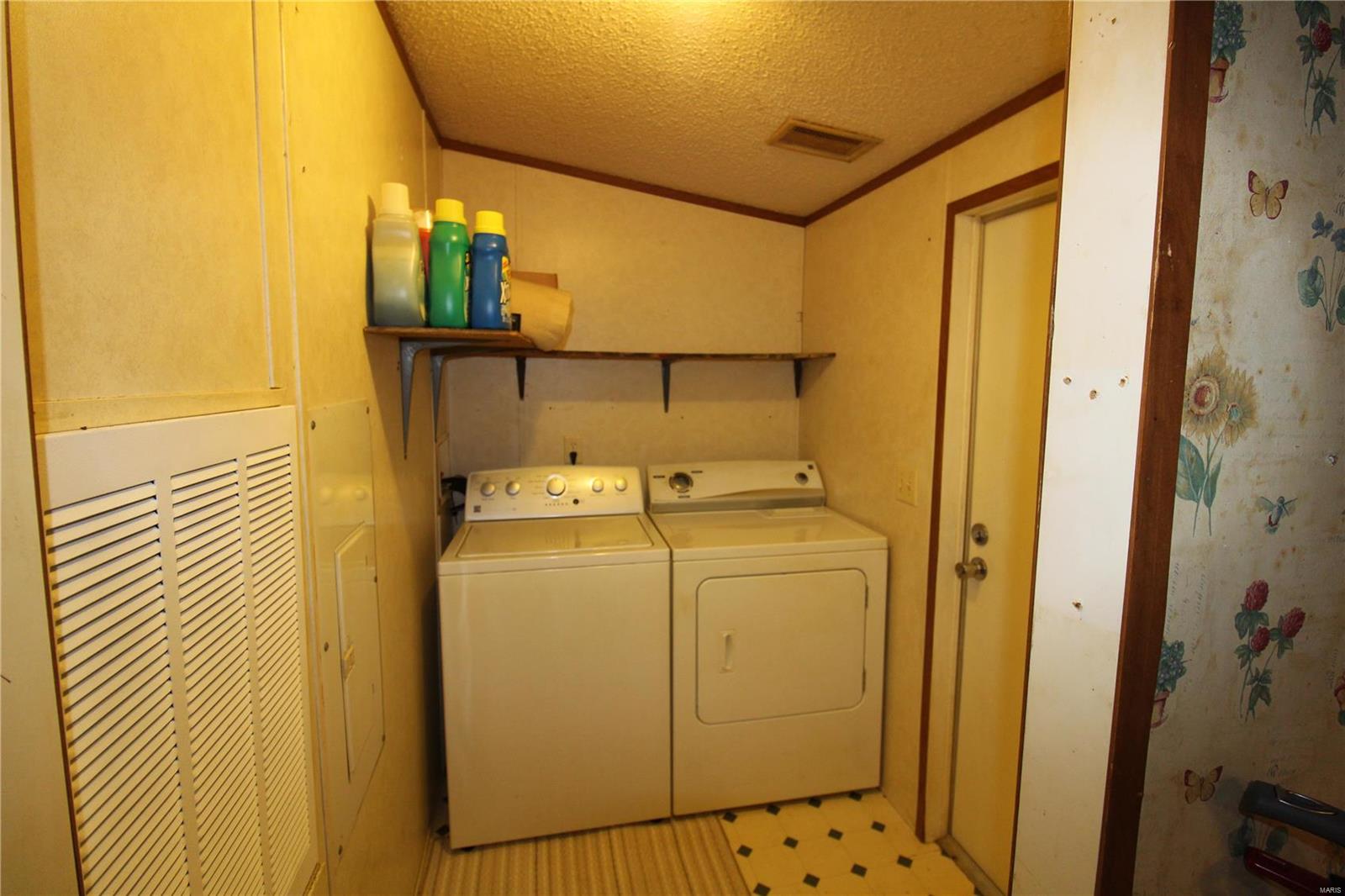12433 State Route 101 Property Photo 16