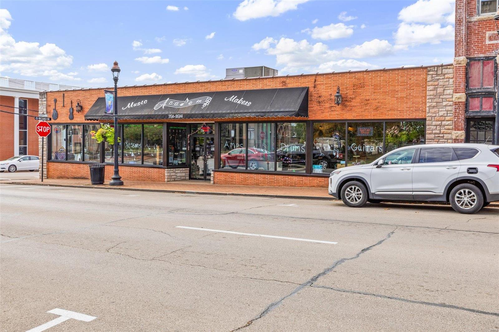 2 W Columbia Street Property Photo