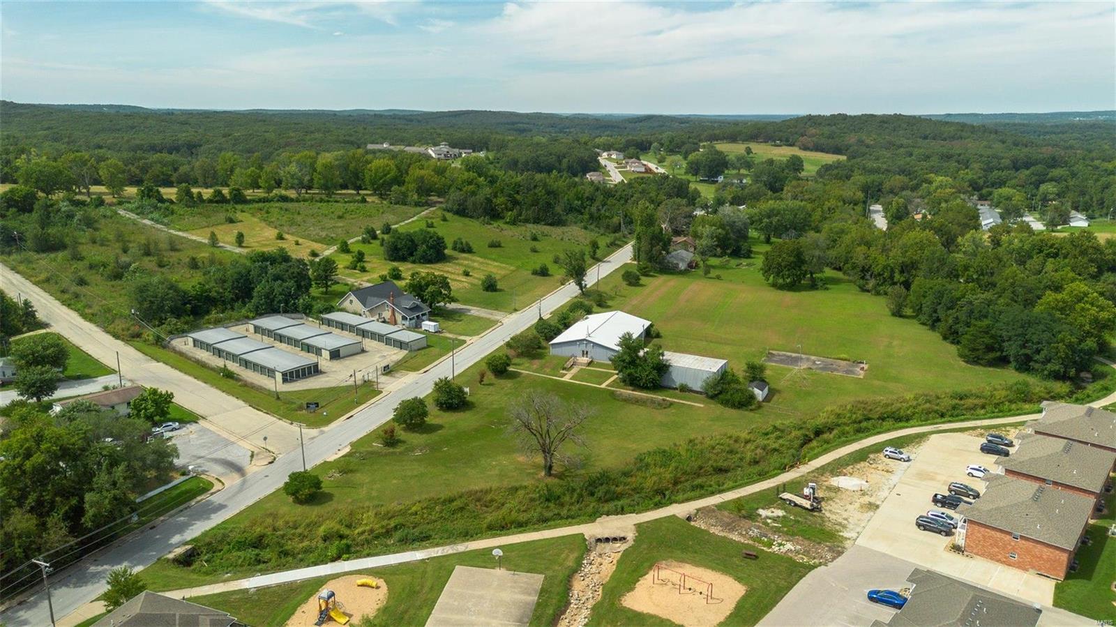 2400 Vichy Road Property Photo 15