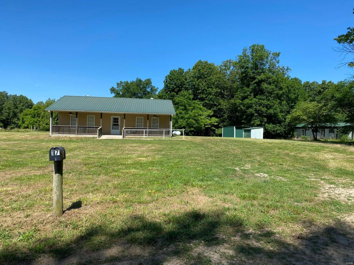 37 County Road 343 Property Photo 9