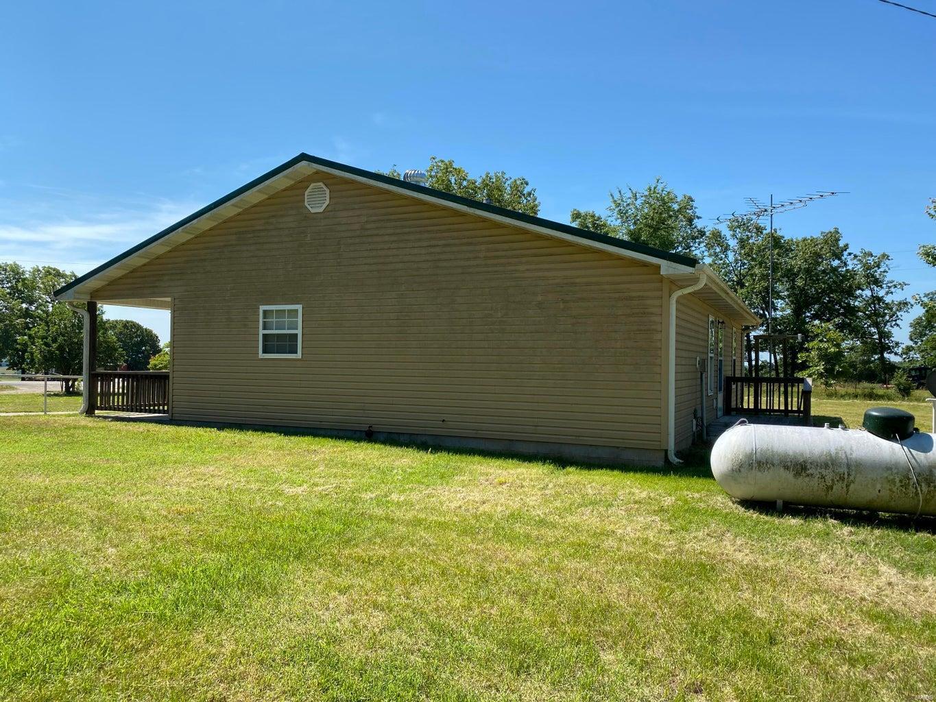 37 County Road 343 Property Photo 13