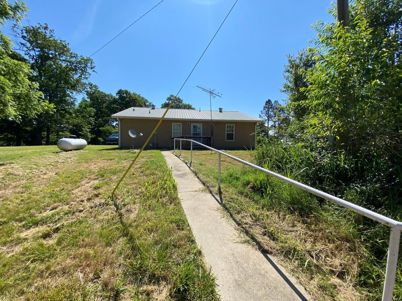 37 County Road 343 Property Photo 17