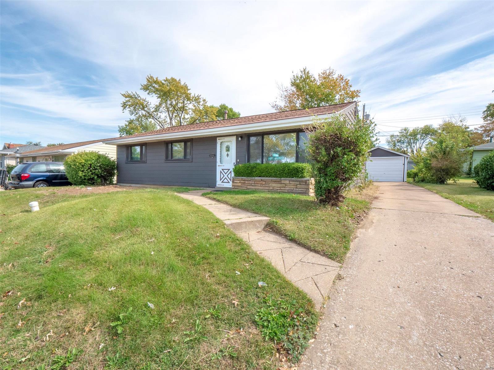 8264 Morganford Road Property Photo