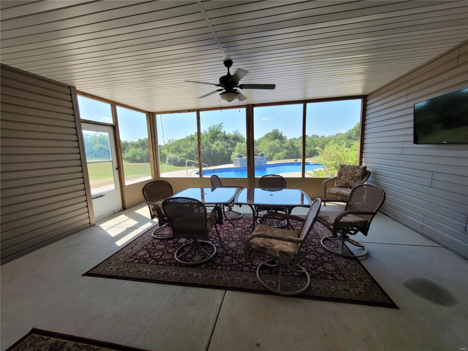 10359 Bounds Road Property Photo 35
