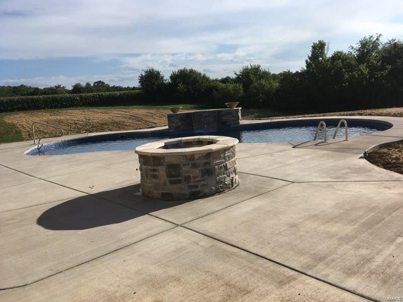 10359 Bounds Road Property Photo 43