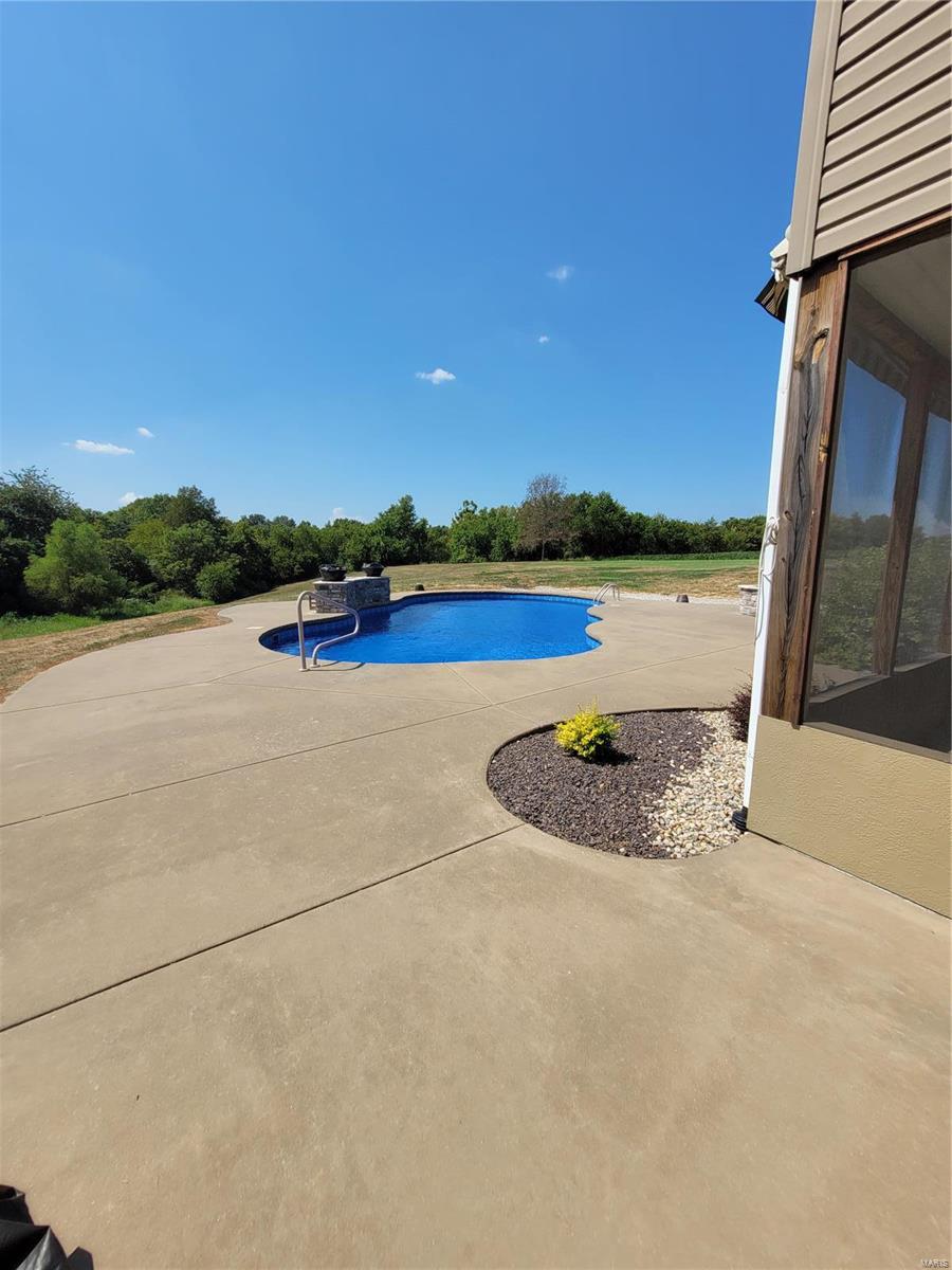 10359 Bounds Road Property Photo 49
