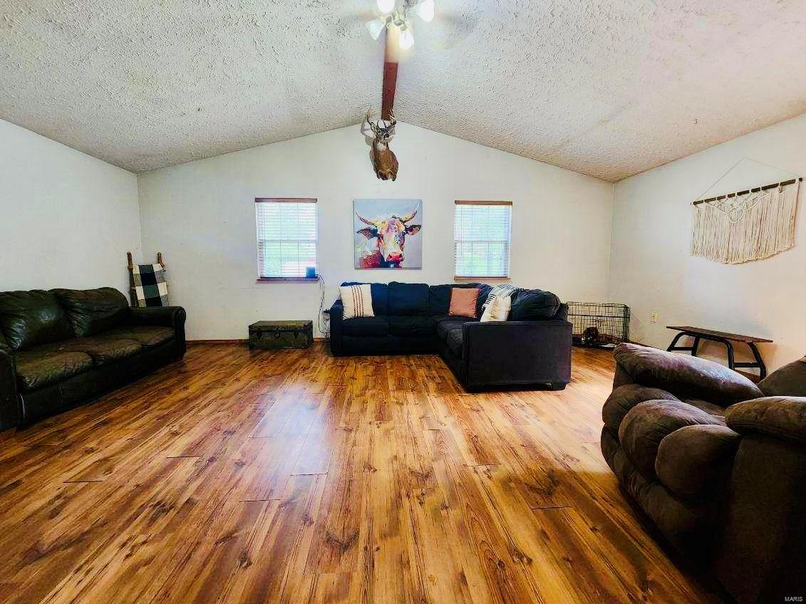 103 Ashley Lane Property Photo 21