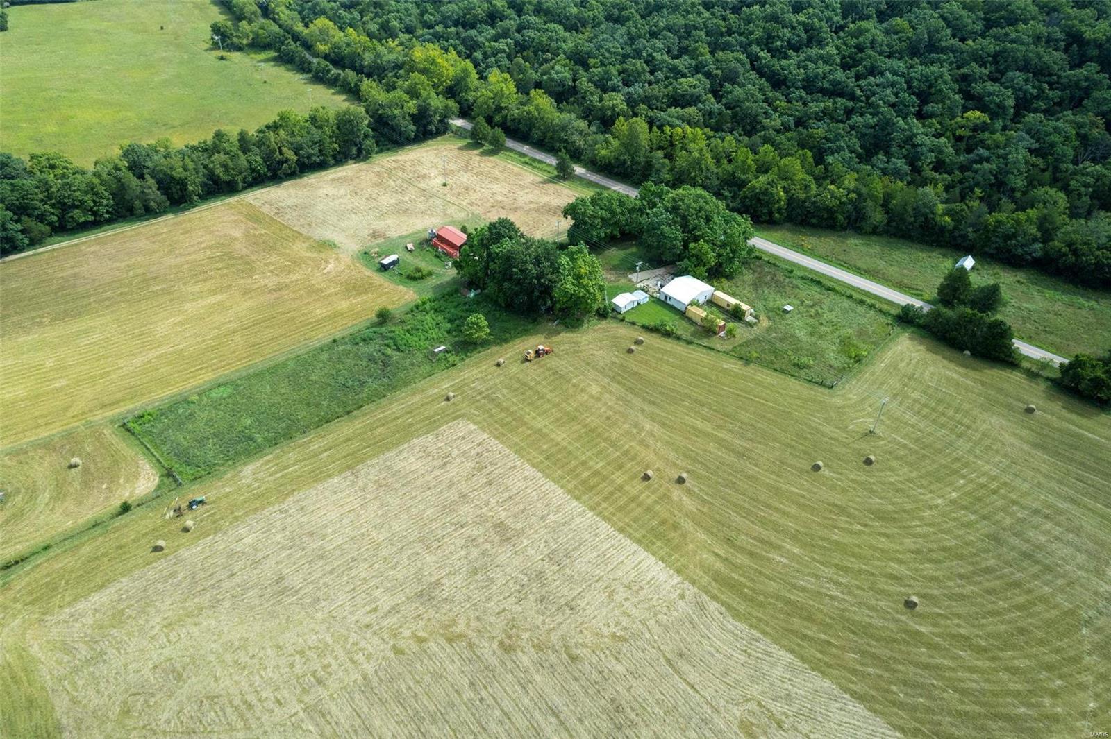 9965 Highway O Property Photo 25