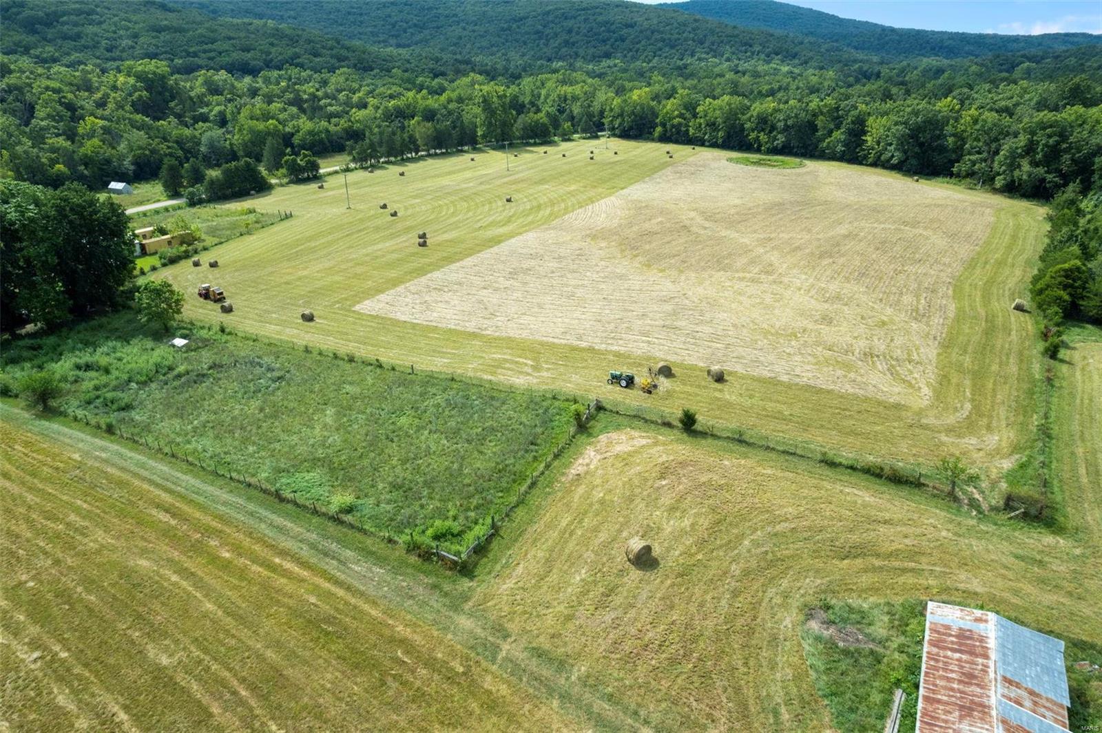 9965 Highway O Property Photo 29