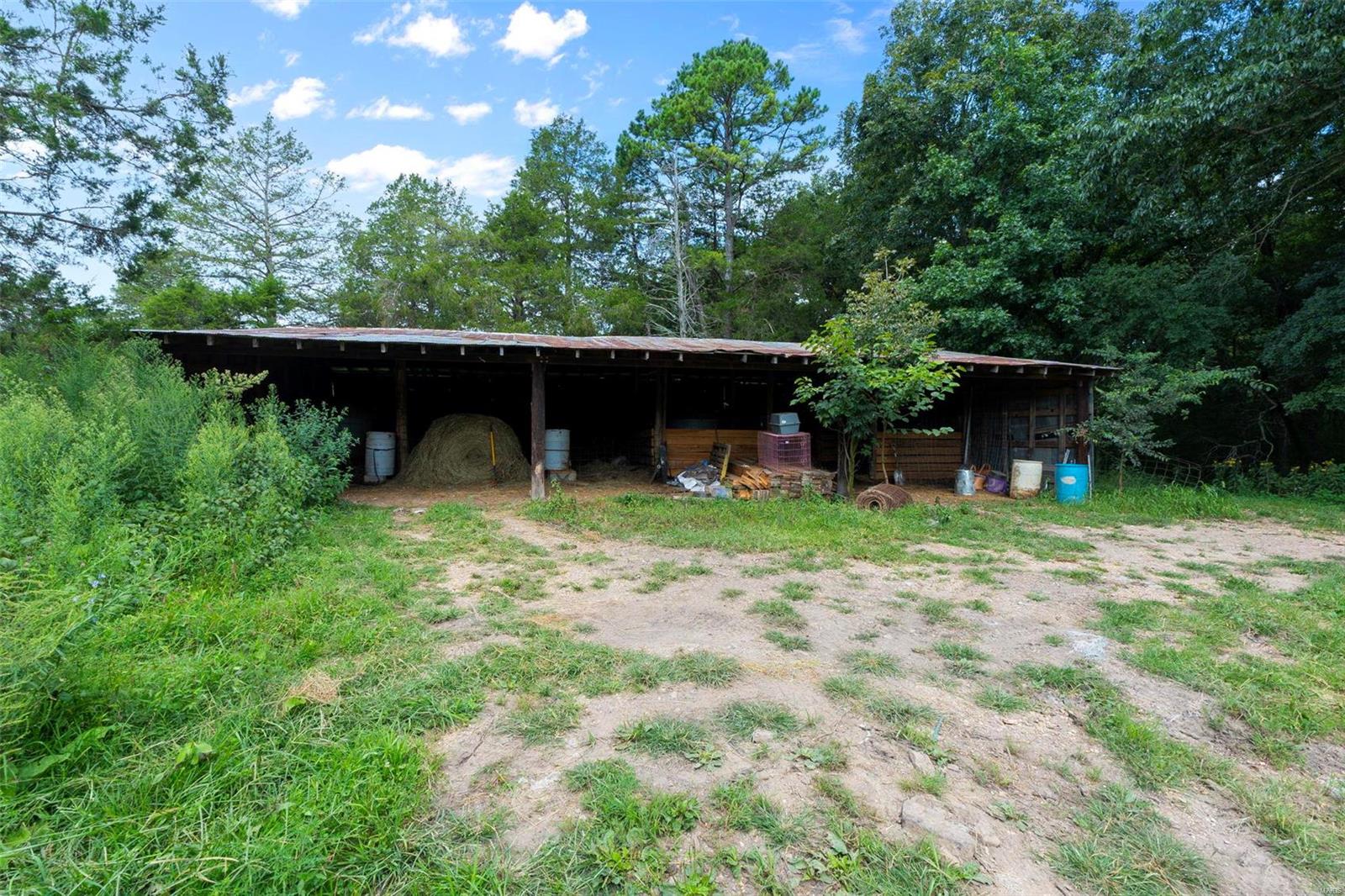 9965 Highway O Property Photo 36