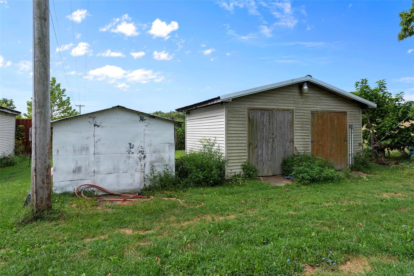 9965 Highway O Property Photo 46