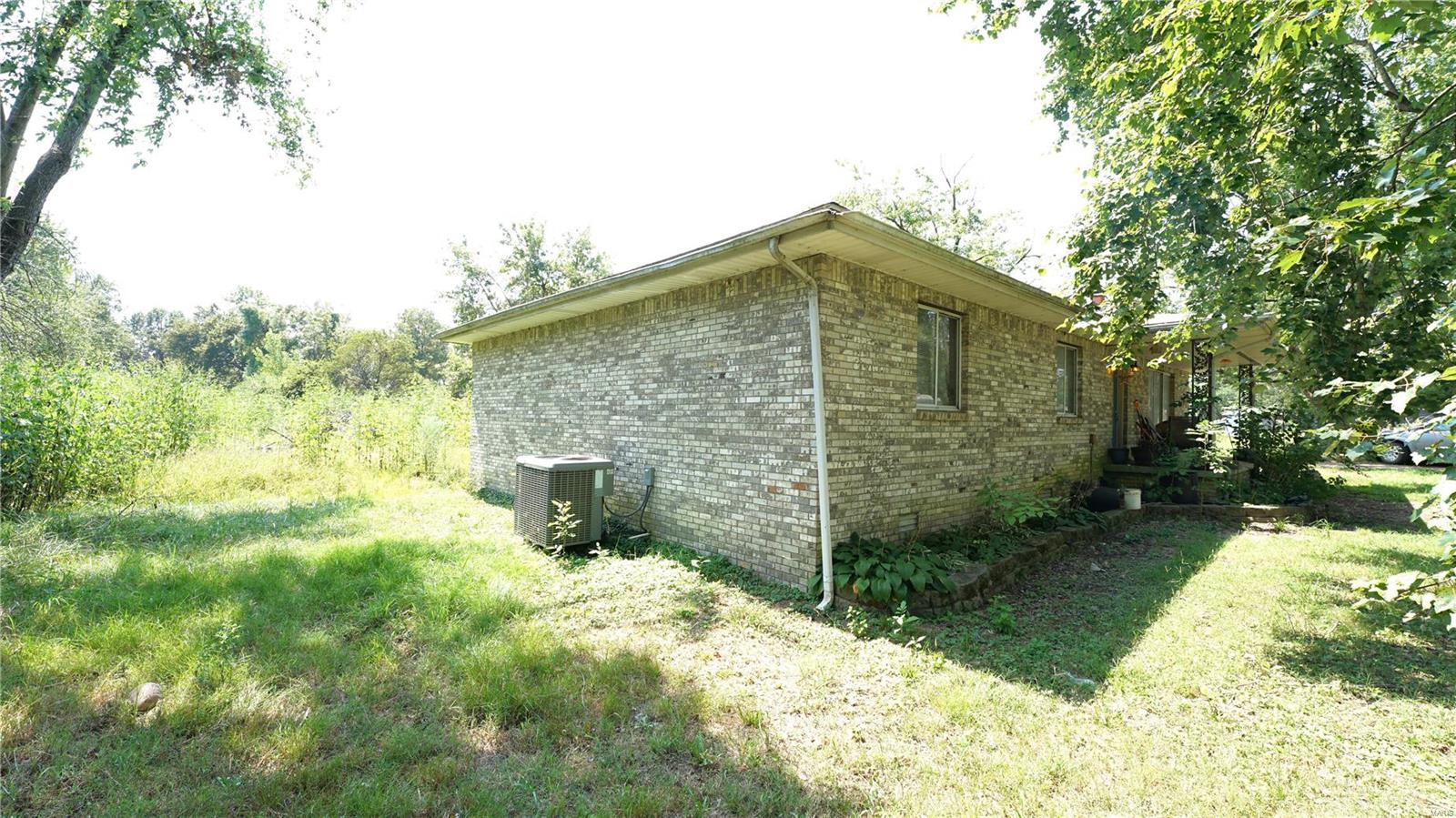510 E Southern St Property Photo 2