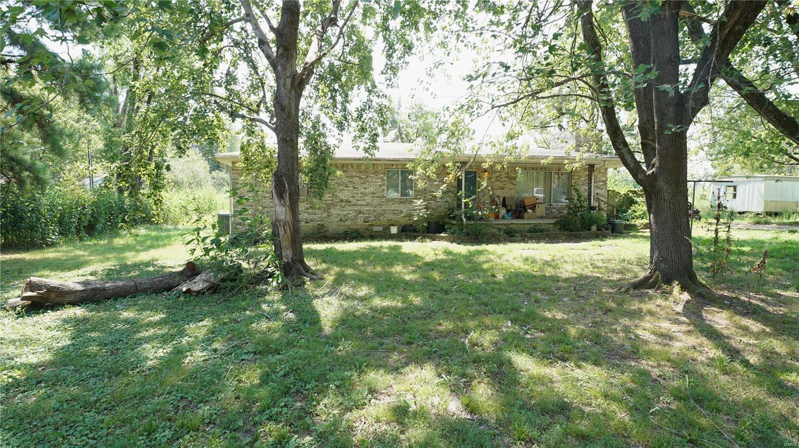 510 E Southern St Property Photo 4