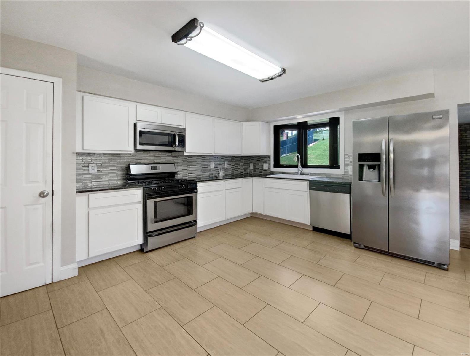 29 Elderwood Court Property Photo 6