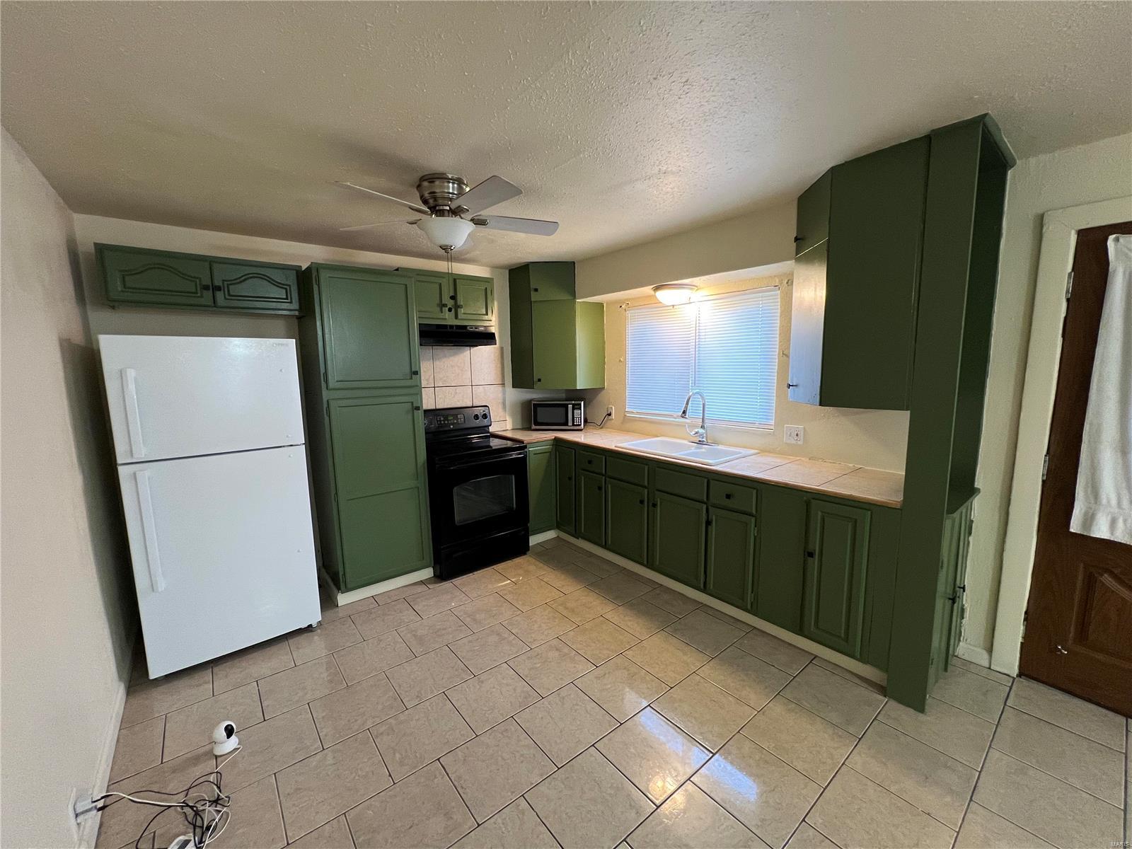 1001 Water Street Property Photo 3