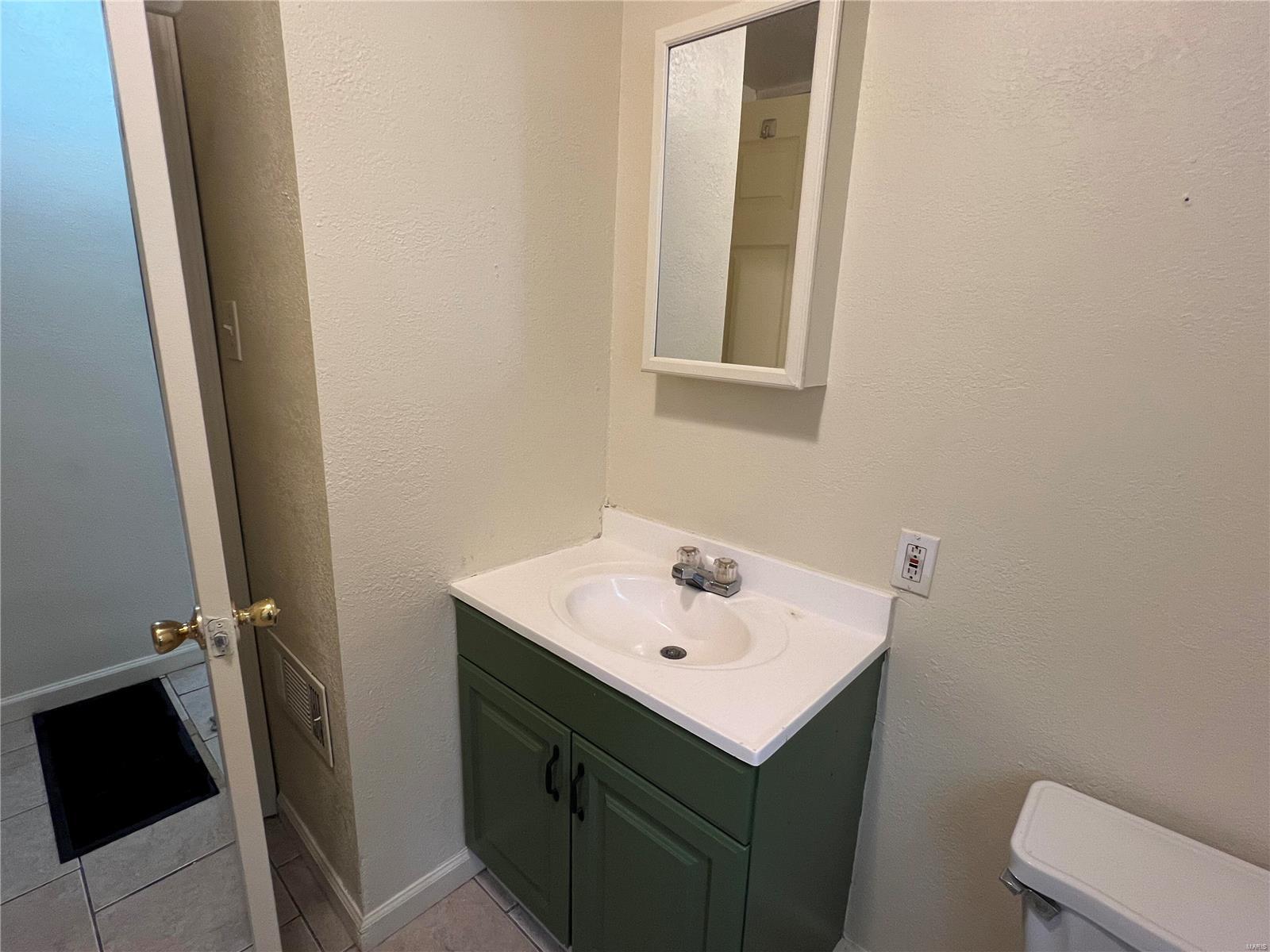 1001 Water Street Property Photo 13