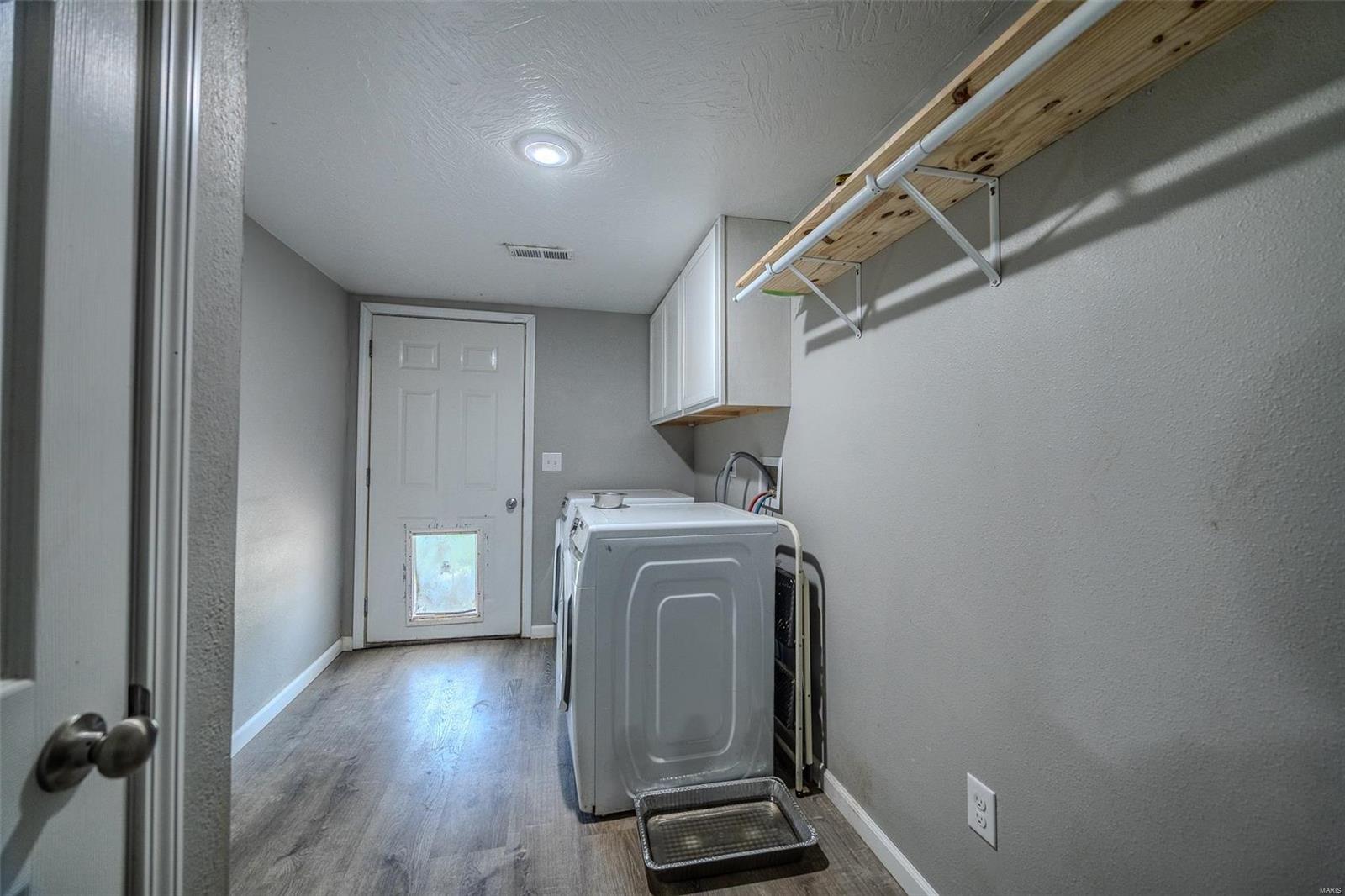 25492 Pennington Drive Property Photo 13