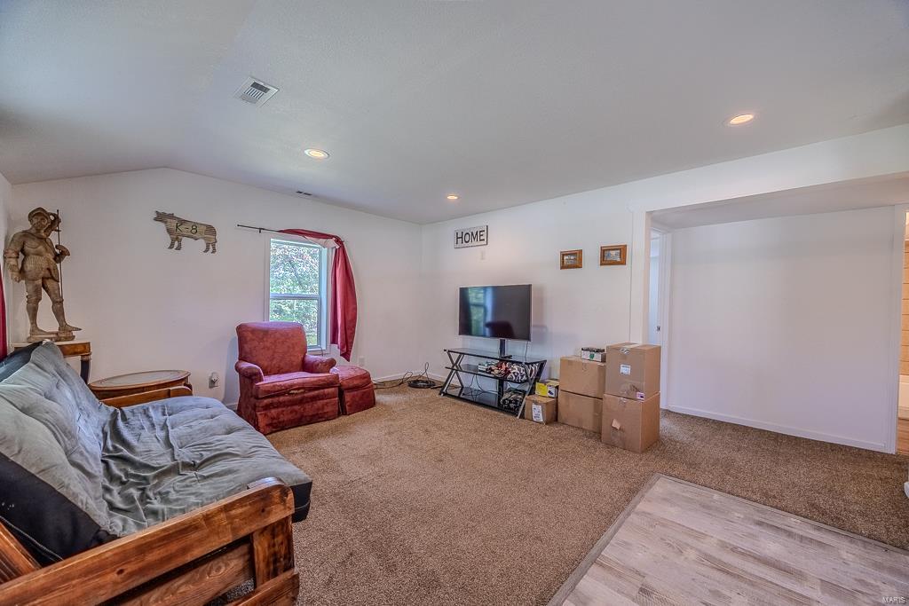 25402 Grindstone Road Property Photo 10