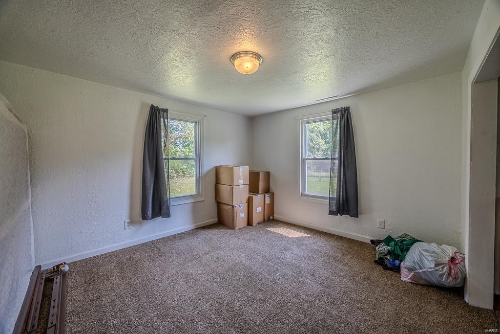 25402 Grindstone Road Property Photo 12