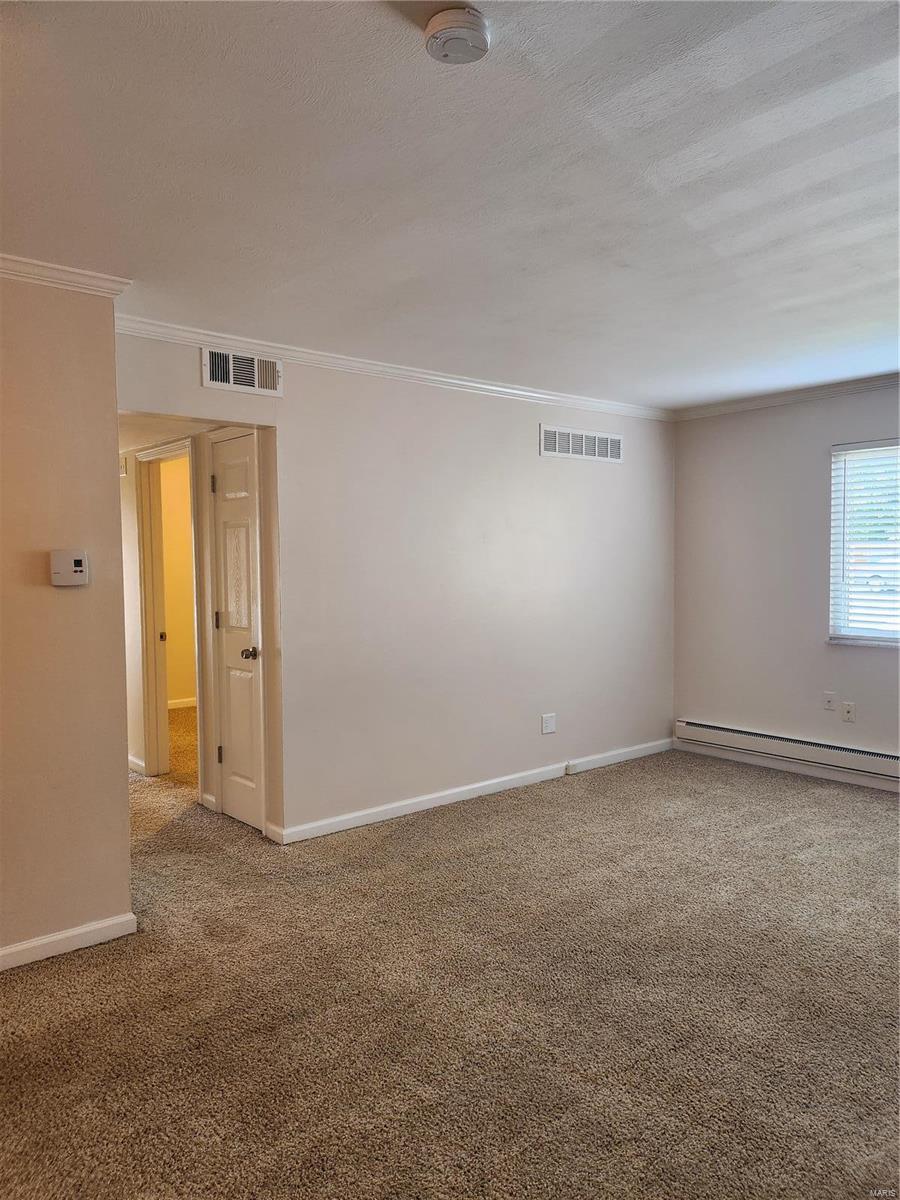 10123 Sakura Drive C Property Photo 2