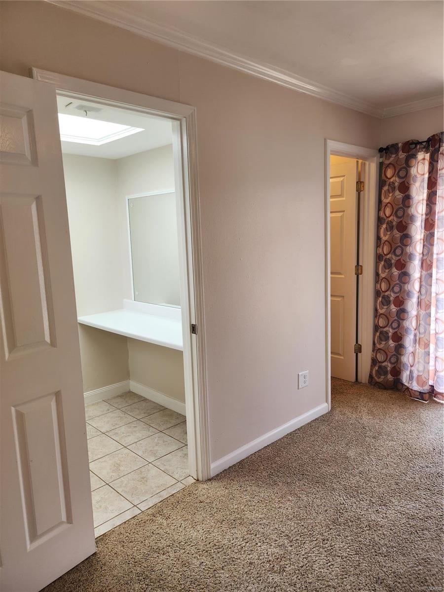 10123 Sakura Drive C Property Photo 11