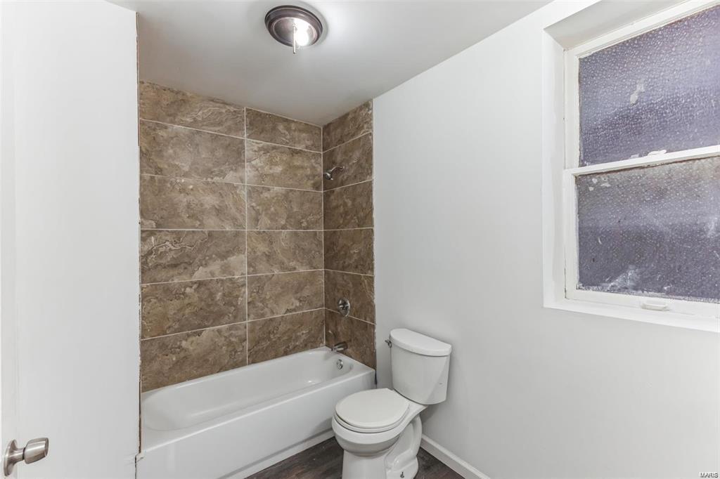 3710 Bamberger Avenue Property Photo 4