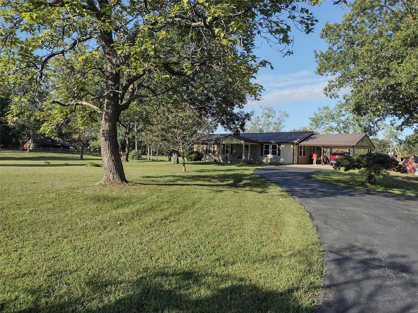 3445 S Highway 19 Property Photo 2