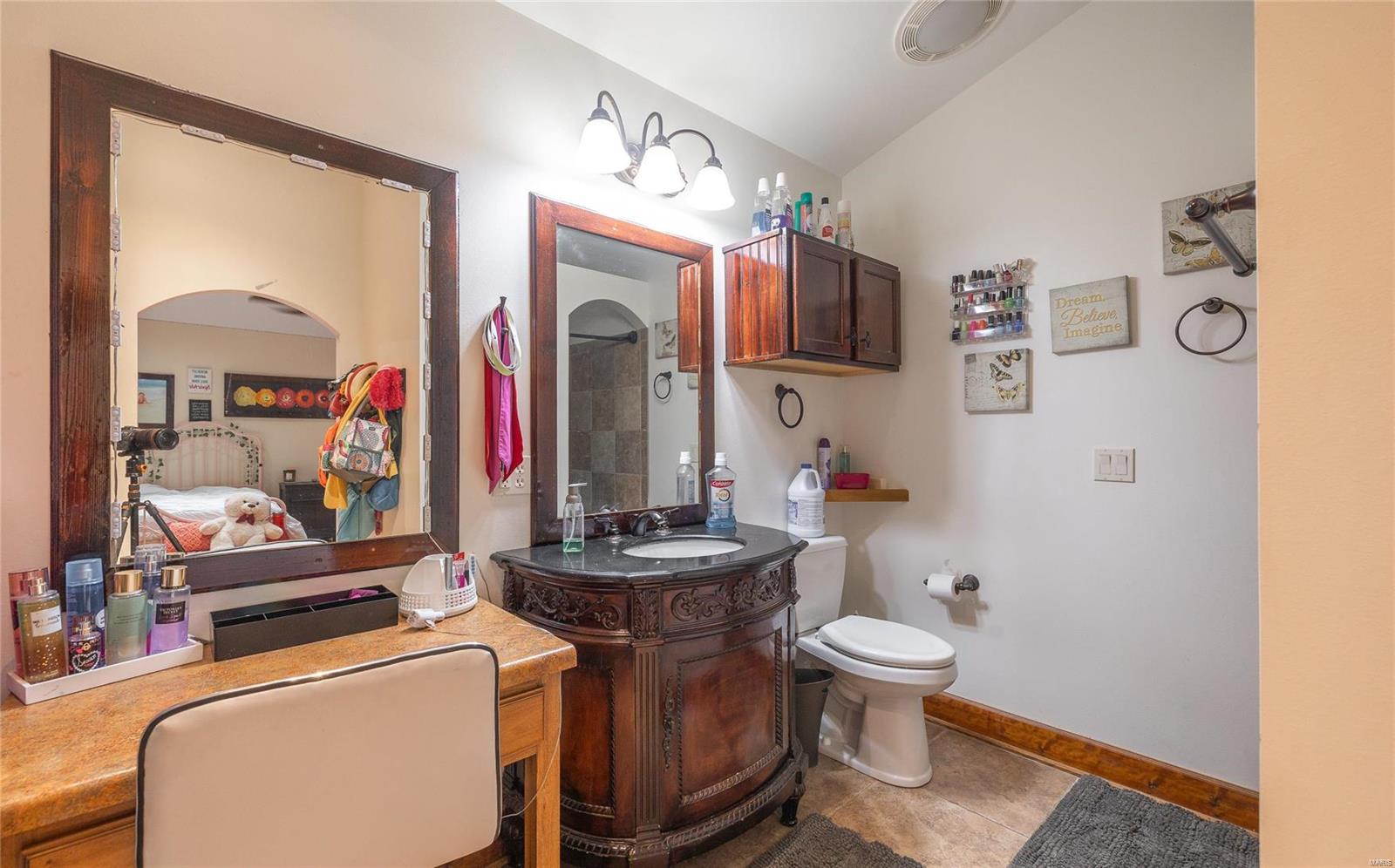 10010 Edmondson Hills Dr Property Photo 22